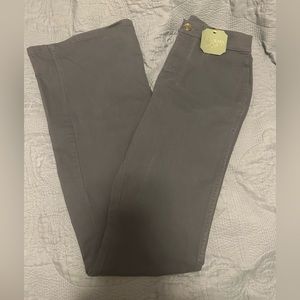 NWT Ryegrass gray size 4 (nov3)